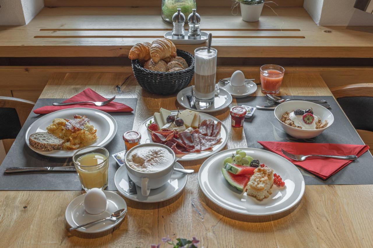 Hotel Sarain Active Mountain Resort Lenz Esterno foto